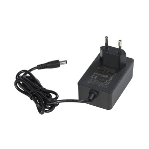 Quadralite 9V 2,5A zasilacz do Thea LED